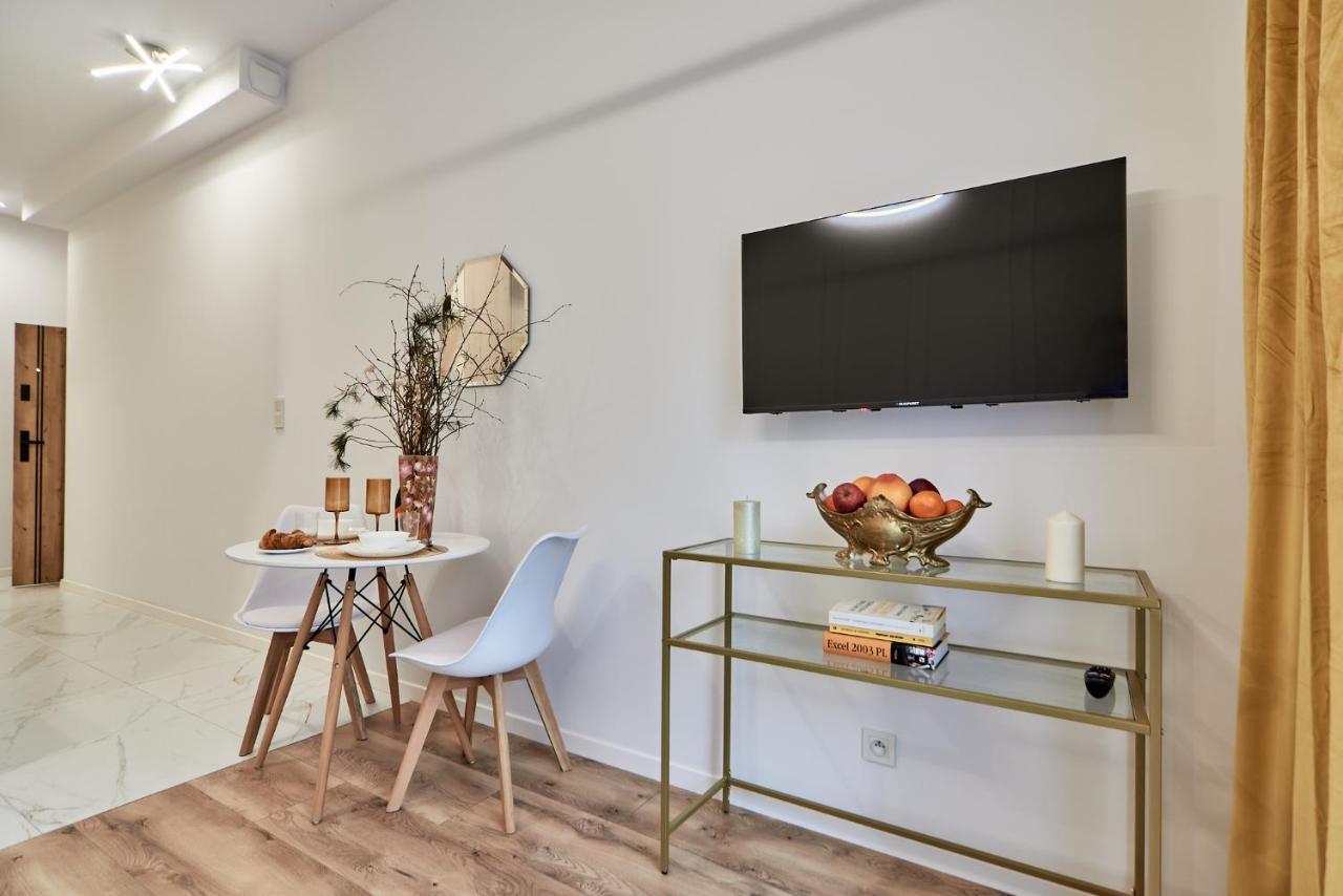 Superapart Marywilska 68B Warschau Exterior foto